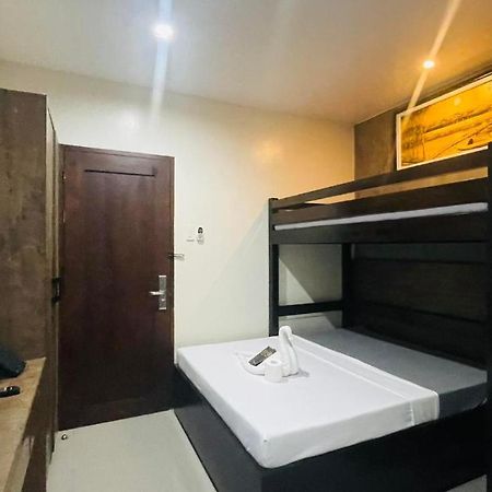 A&E Apartelle Баколод Экстерьер фото
